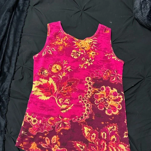 Victoria Jones Y2K Pink and Orange Floral Tank Top with Sequins - Picture 2 of 7